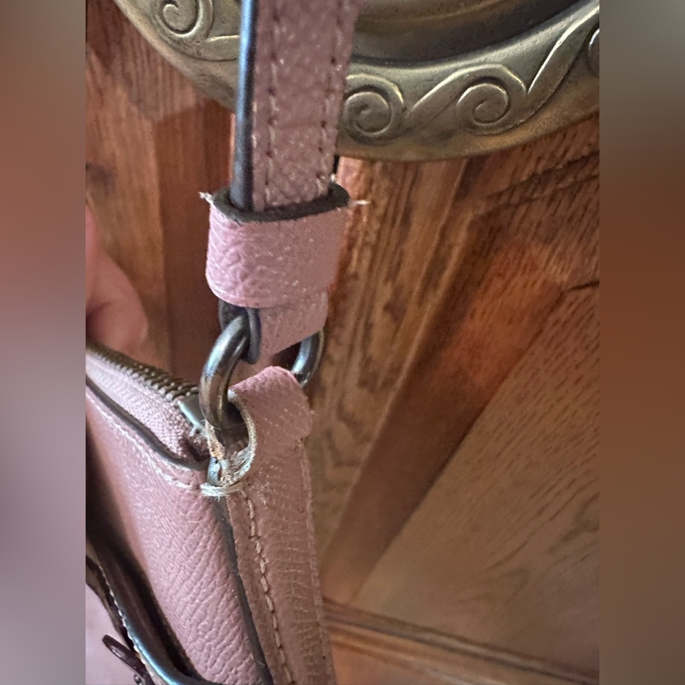 Coach messenger crossbody with hearts appliqué in Dusty Rose - Picture 6 of 16